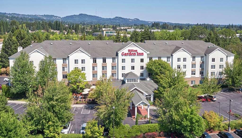 Hilton Garden Inn Portland/Beaverton Exterior photo